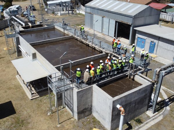 Planta de tratamiento de aguas servidas en Navidad y La Boca